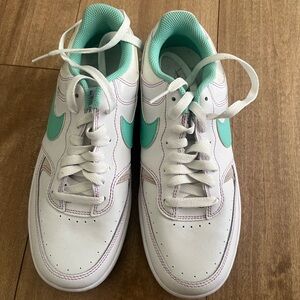 Nike White and Mint Green Sneakers